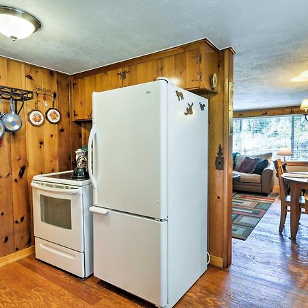 Cozy Cabin With Ac And Deck, 5 Mi To Downtown Prescottヴィラ エクステリア 写真